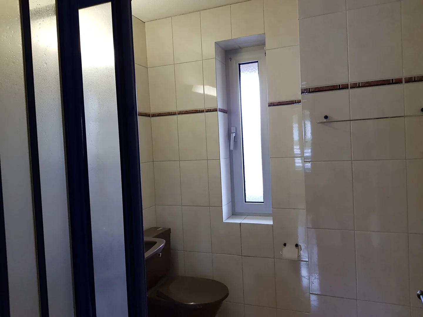 Bel appartement de 4,5 pièces avec cheminée à Val-de-Travers - Photo 10 sur 14