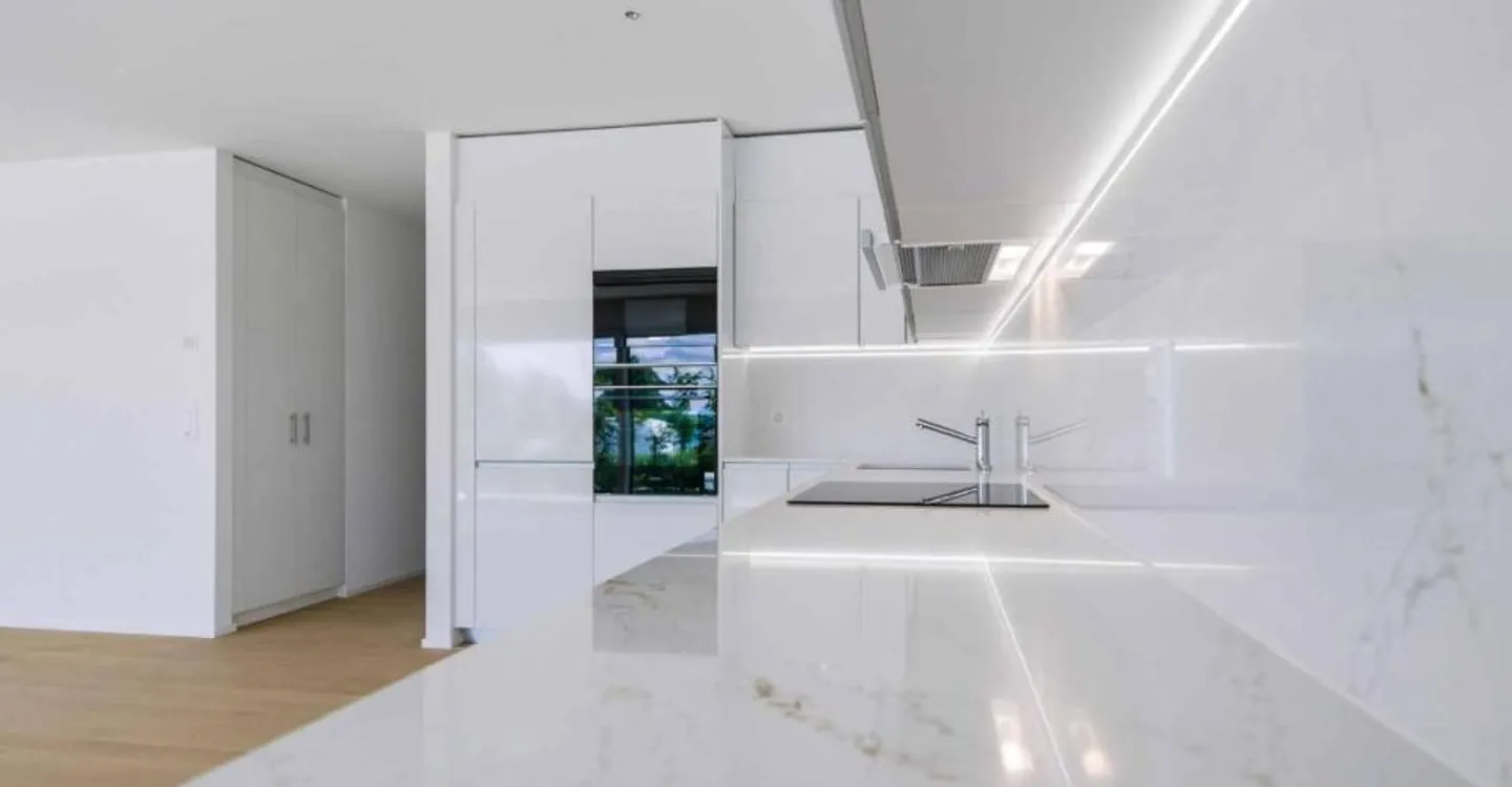 Luxury Apartment with Garden - Photo 3 of 7
