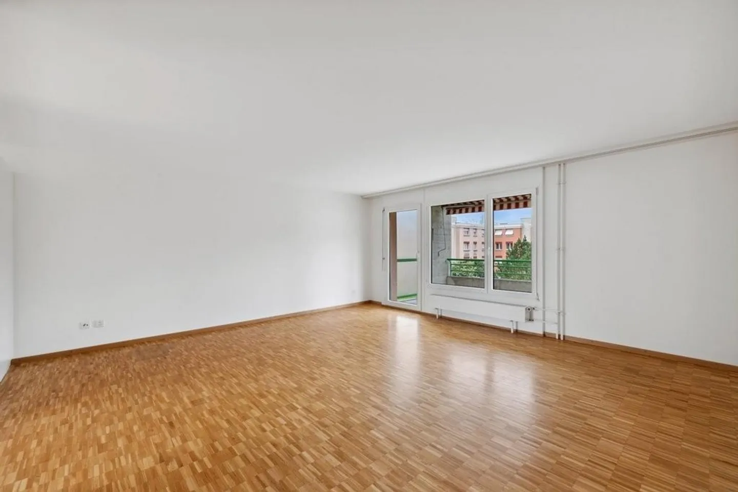 Geräumige Wohnung - Foto 3 von 9