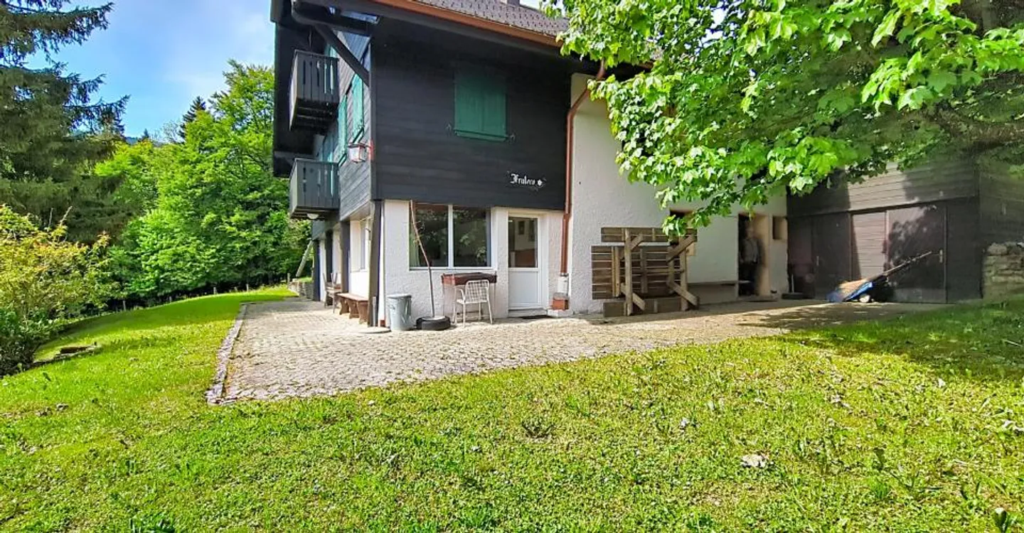 Grand chalet in the heart of nature and close to Vevey and Montreux - Photo 13 of 15