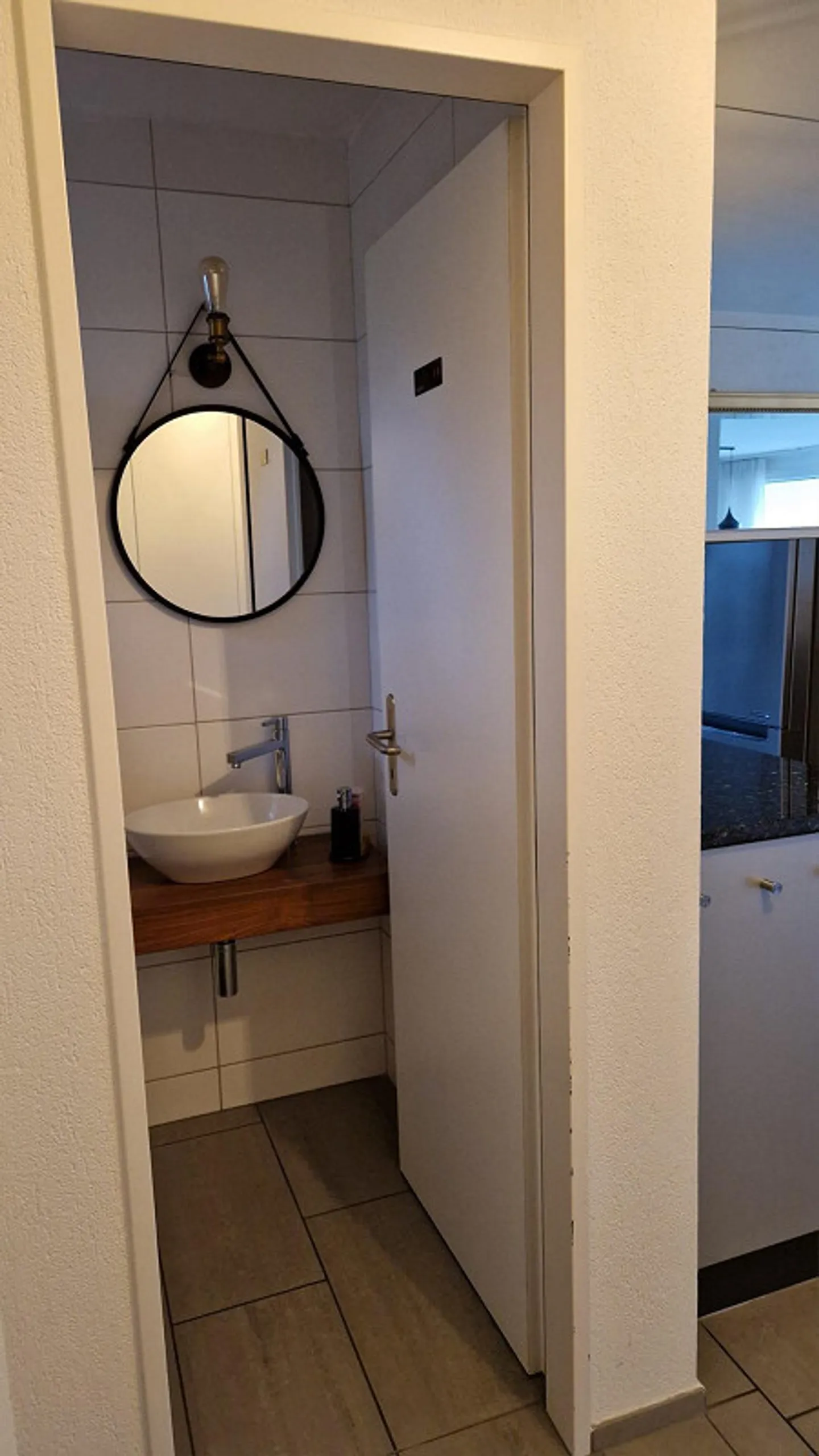 Maison de ville spacieuse de 6,5 pièces dans un emplacement calme à Berikon - Photo 6 sur 17