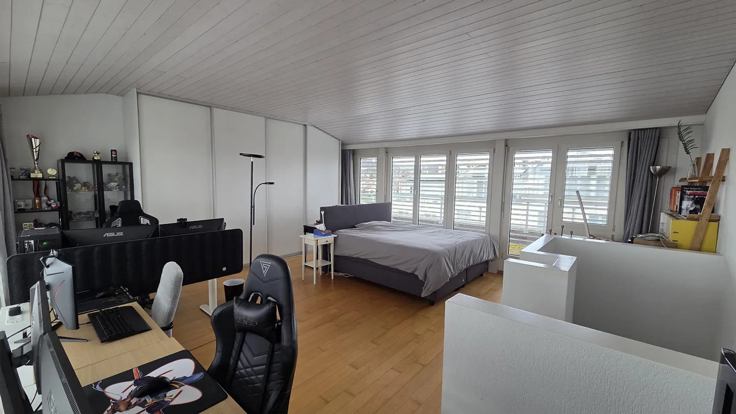 Maison de ville spacieuse de 6,5 pièces dans un emplacement calme à Berikon - Photo 16 sur 17