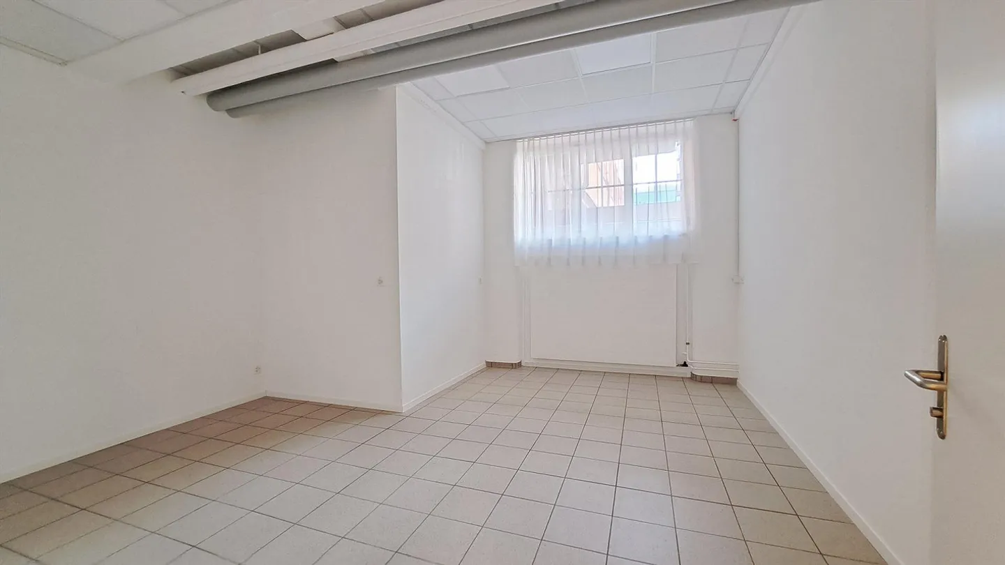 Studio, ufficio o magazzino di alta qualità - Foto 1 di 9