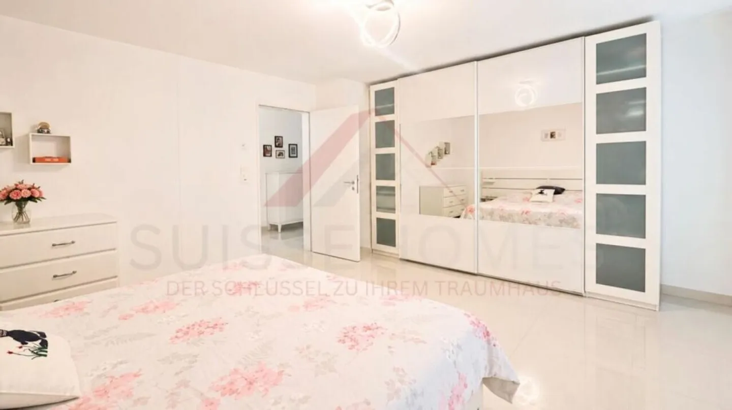 Paradis familial à Studen - Appartement de 4,5 pièces avec 2 balcons et plus de 158 m² de surface habitable - Photo 11 sur 20