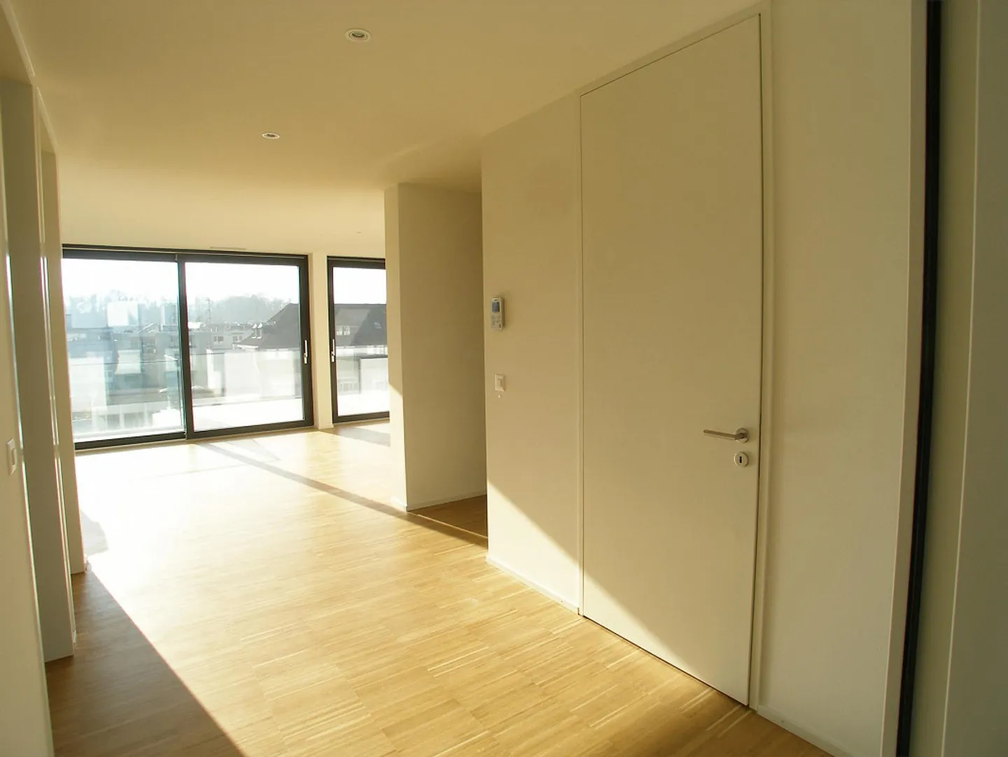 Moderne 3-Zimmerwohnung im Gundeli inkl. Dachterrasse mit Whirlpool - Foto 8 von 17