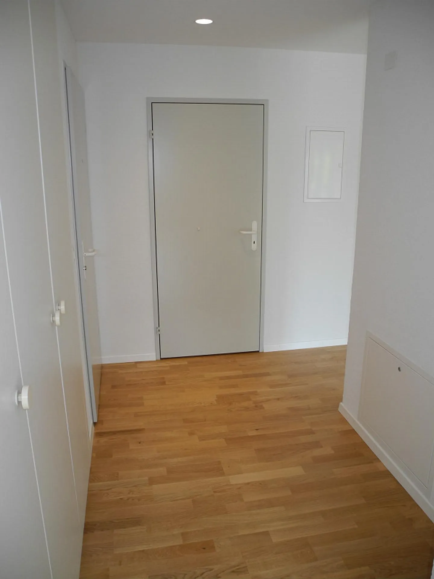 Gemütliche 4.5-Zimmerwohnung mit neuem Parkettboden und 2 Nasszellen - Photo 7 sur 11