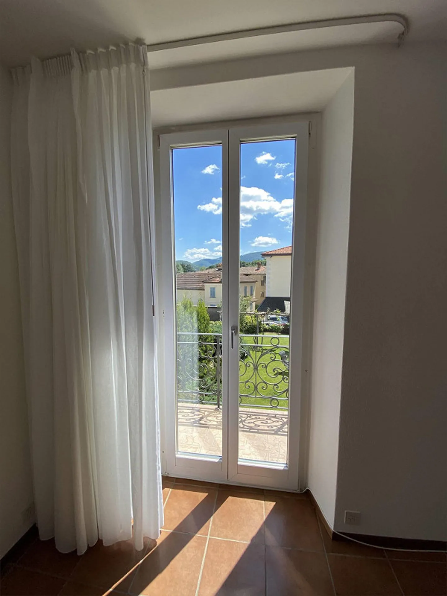 Appartamento luminoso a Pura - Foto 4 di 7