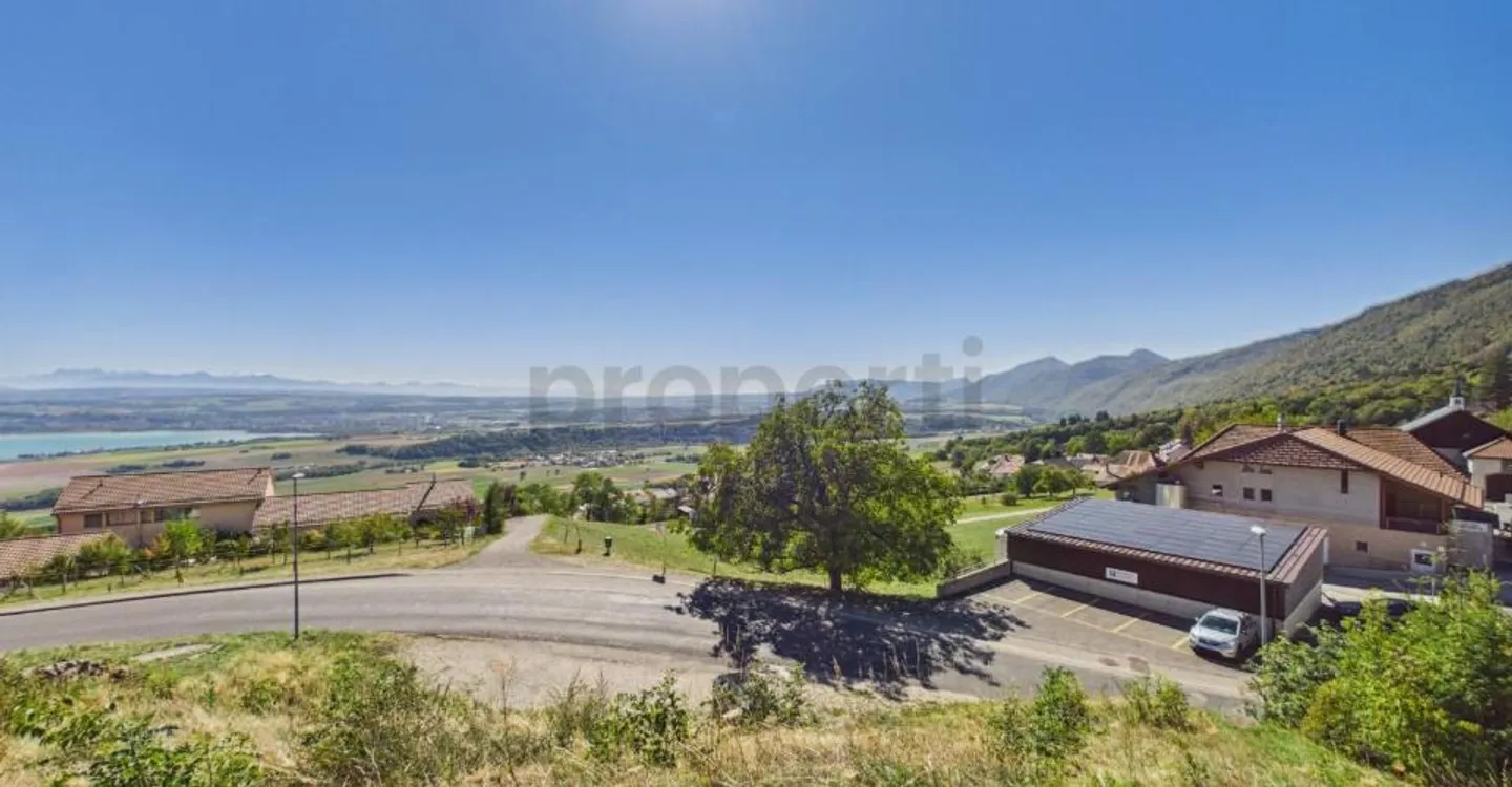 Buildable land of 901 m² in the center of the village, Project authorized for 2 apartments, Possibility of individual plot - Photo 4 of 5
