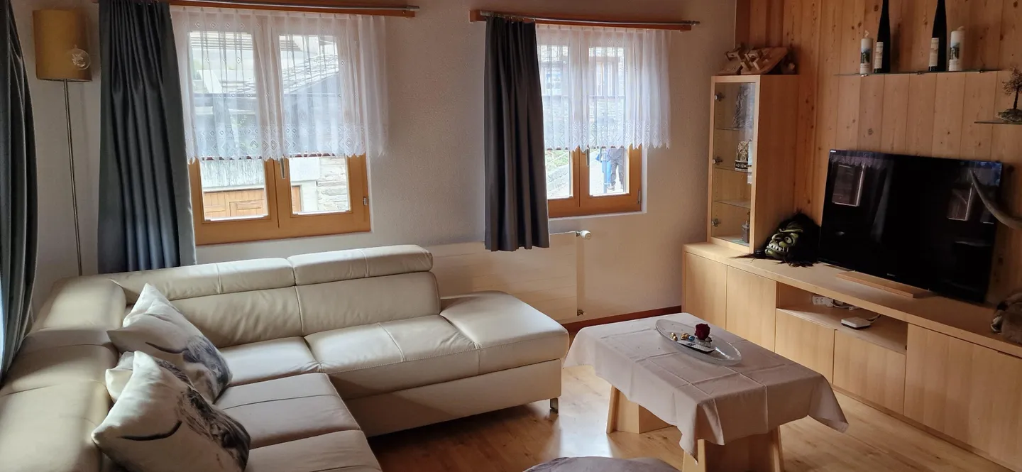 «Casa BnB- / per ospiti- / multigenerazionale nella Lötschental» - Foto 5 di 7