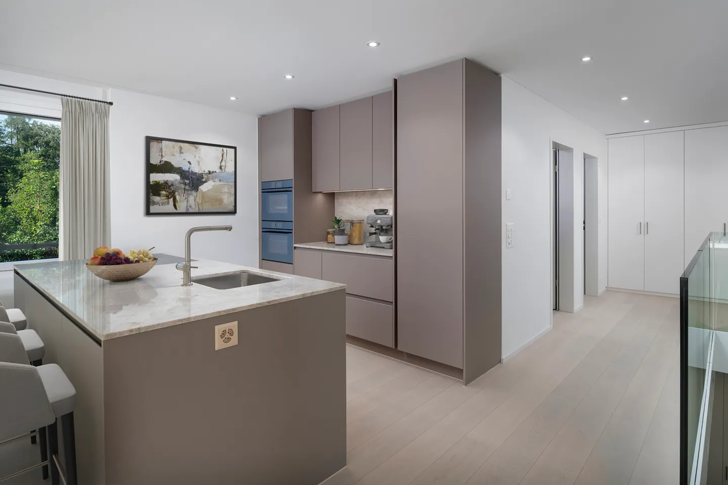 Nuova costruzione "Im Mettlen": Prima occupazione dell'appartamento duplex con giardino di 4,5 stanze - Foto 3 di 9