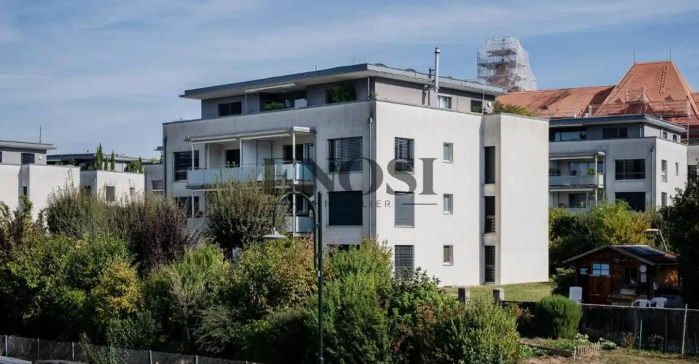 Bright 4.5-room apartment in the heart of Estavayer-le-Lac - Photo 2 of 9