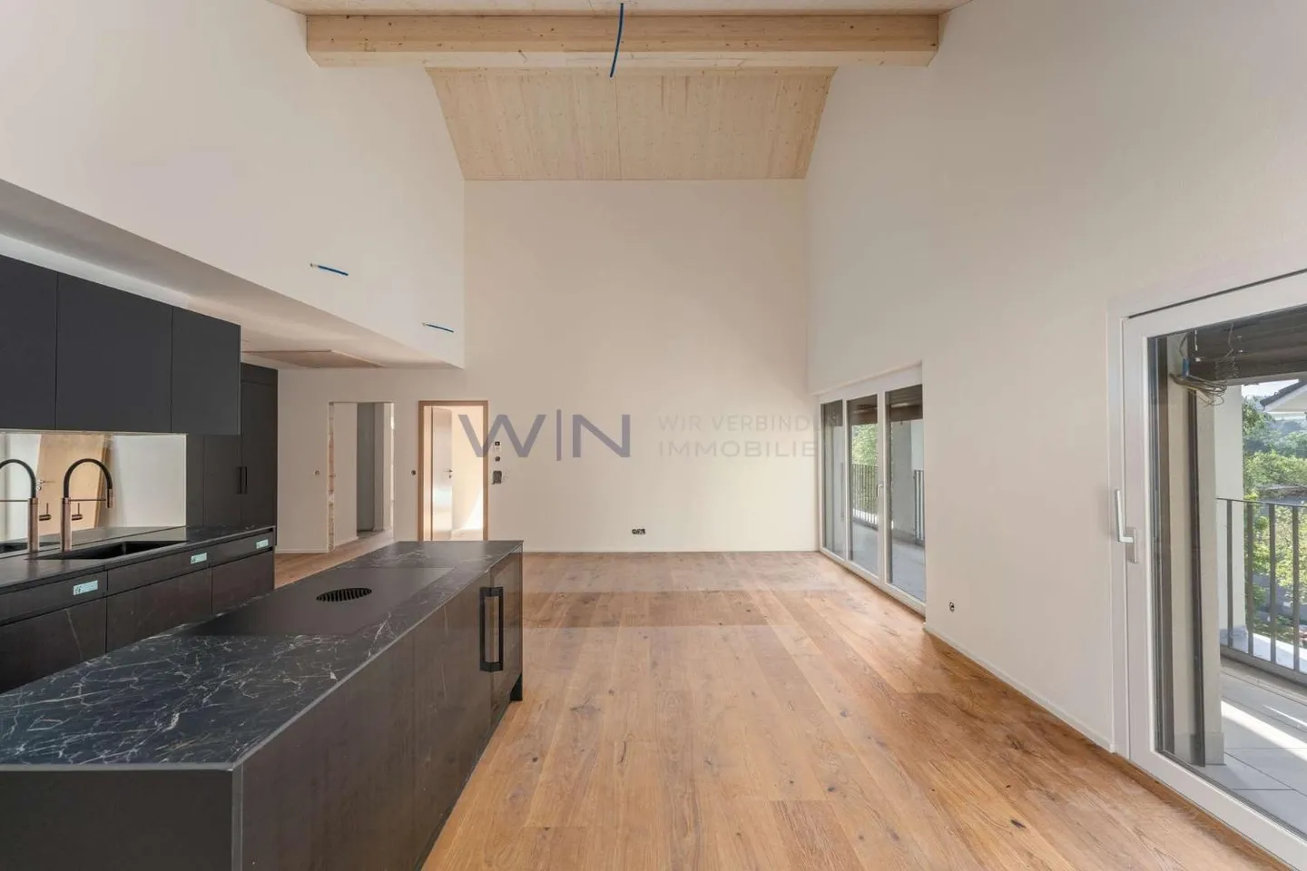 Attique de Luxe avec Vue Époustouflante - Photo 1 sur 10