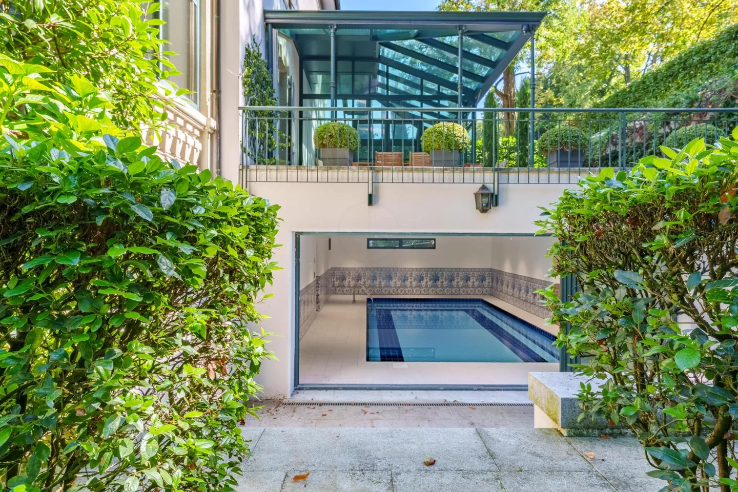 Prächtiges Haus mit Pool - Foto 3 von 22