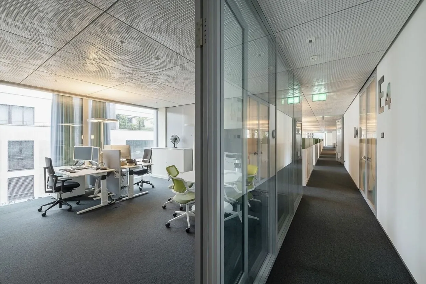 La tua nuova sede d'ufficio nell'edificio commerciale «RICHTIPLATZ» - Foto 5 di 11