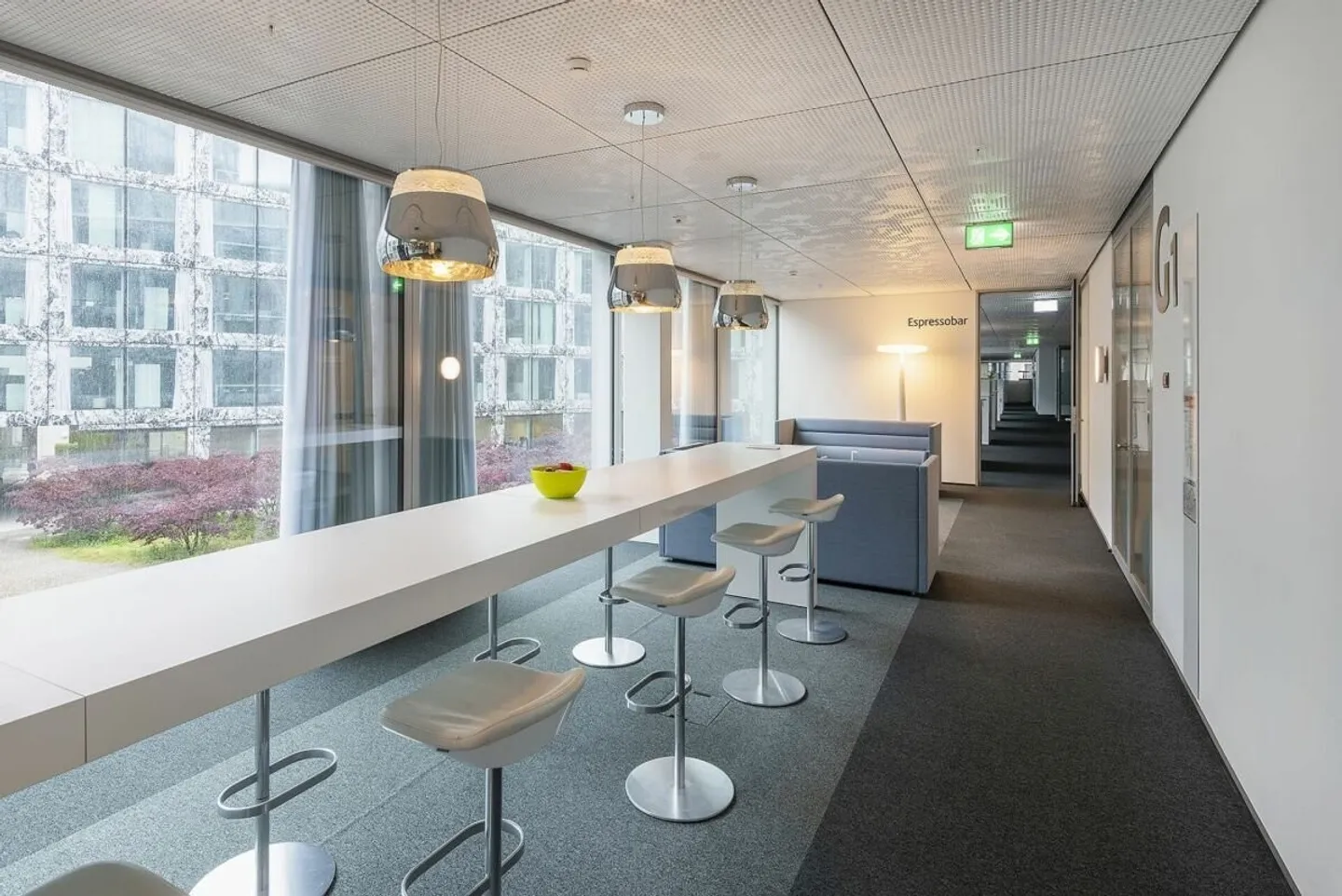 La tua nuova sede d'ufficio nell'edificio commerciale «RICHTIPLATZ» - Foto 10 di 11