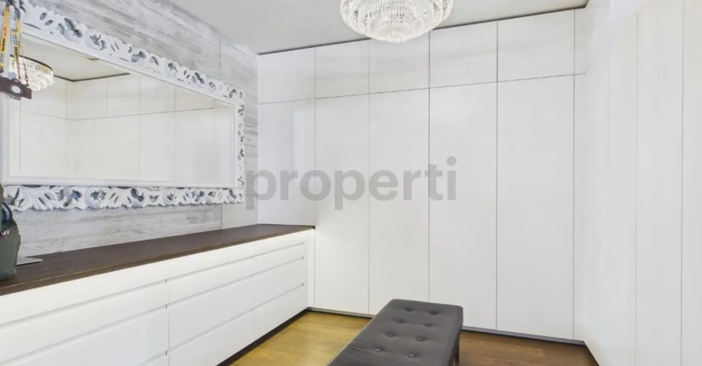 Exclusive terrace apartment with a view of greenery and the Limmat, an oasis with a private pool and spacious rooms - Photo 7 of 13