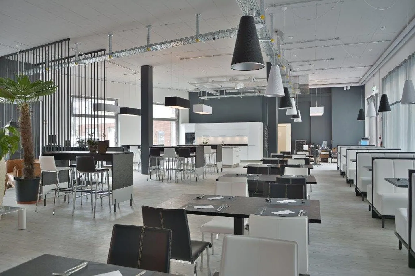 Apartment for rent - Photo 5 of 7