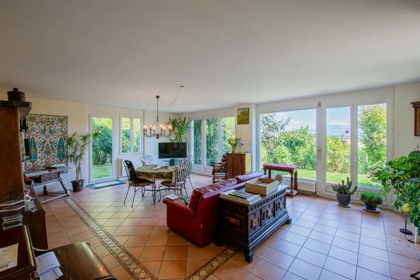 Villa indipendente vicino a Losanna - Foto 1 di 13