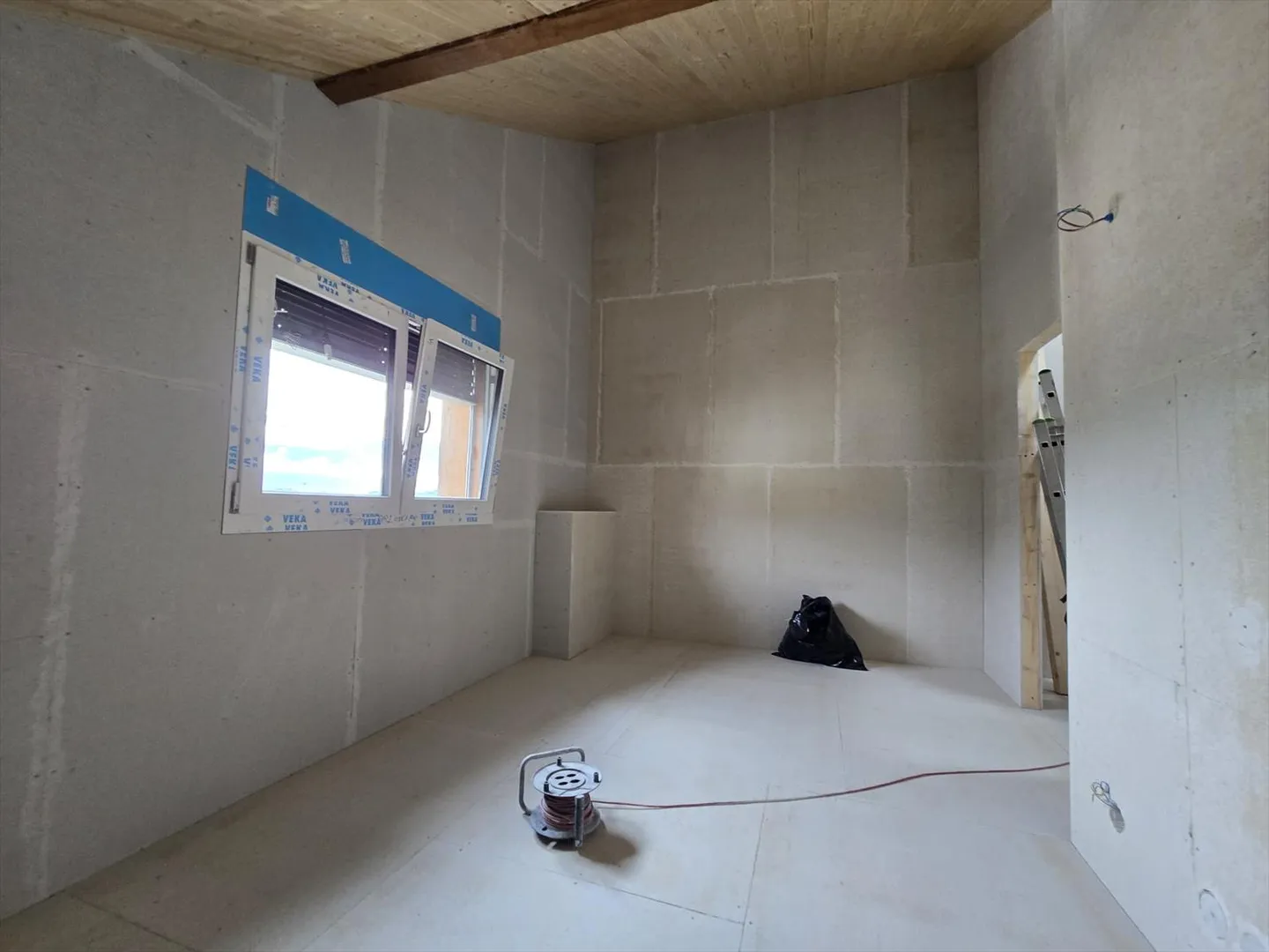Duplex 3.5 rooms - Photo 4 of 8