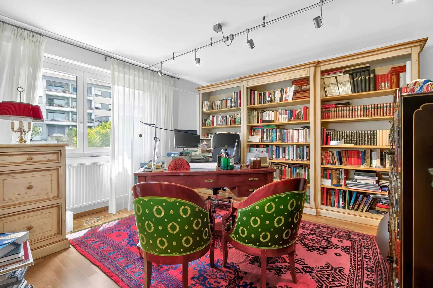 Obergeschoss - 6 Zimmer mit privatem Aufzug und großer Terrasse - Foto 12 von 13