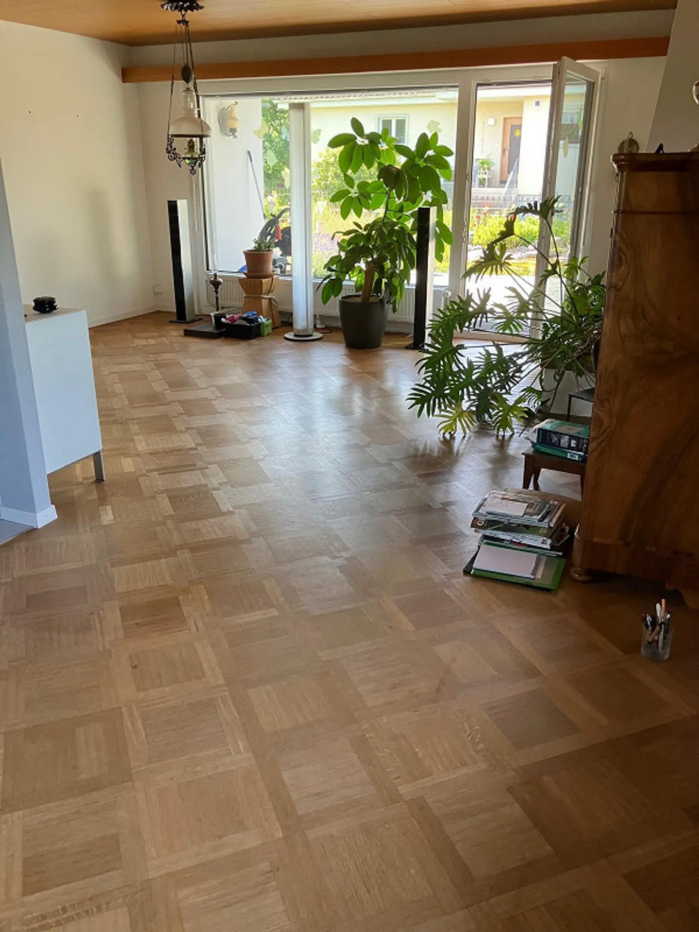 Maison individuelle rénovée de 5,5 pièces avec piscine et étang naturel - Photo 16 sur 18