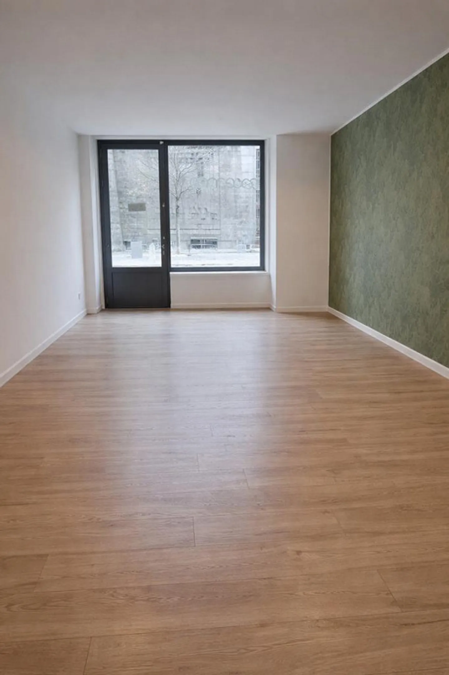 Bella arcade nel quartiere bancario - Foto 3 di 6