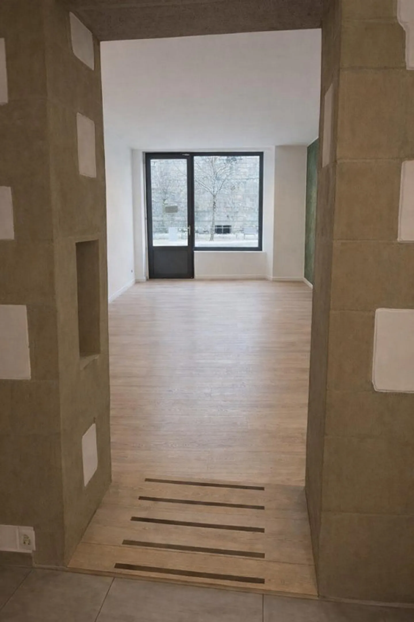 Bella arcade nel quartiere bancario - Foto 5 di 6