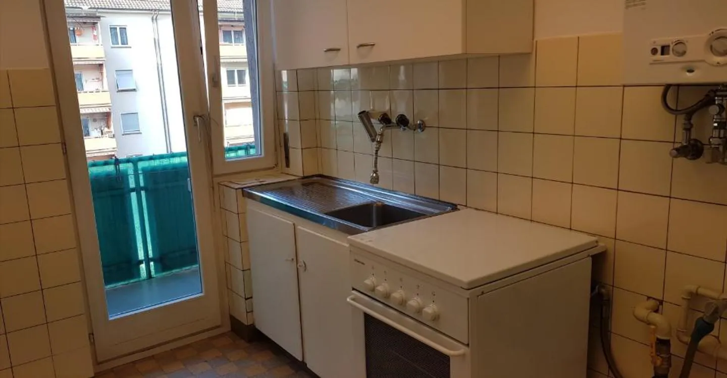 Modernes Apartment mit Balkon - Foto 1 von 3