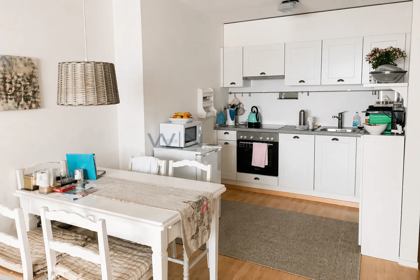 Charming Vacation Apartment - Photo 2 of 6