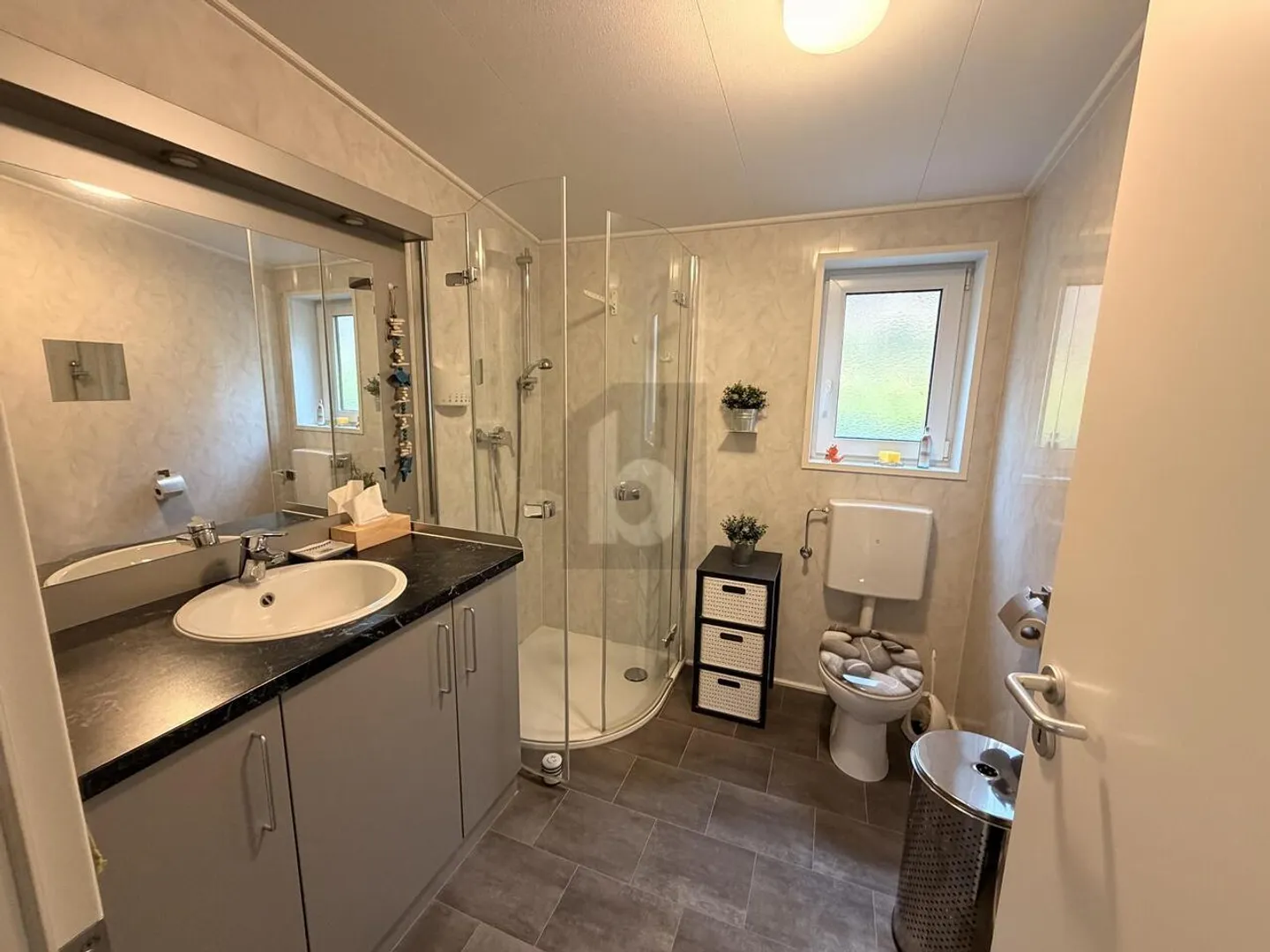 VUE IMPRENABLE, EMÉNAGER ET SE SENTIR BIEN - Photo 4 sur 6