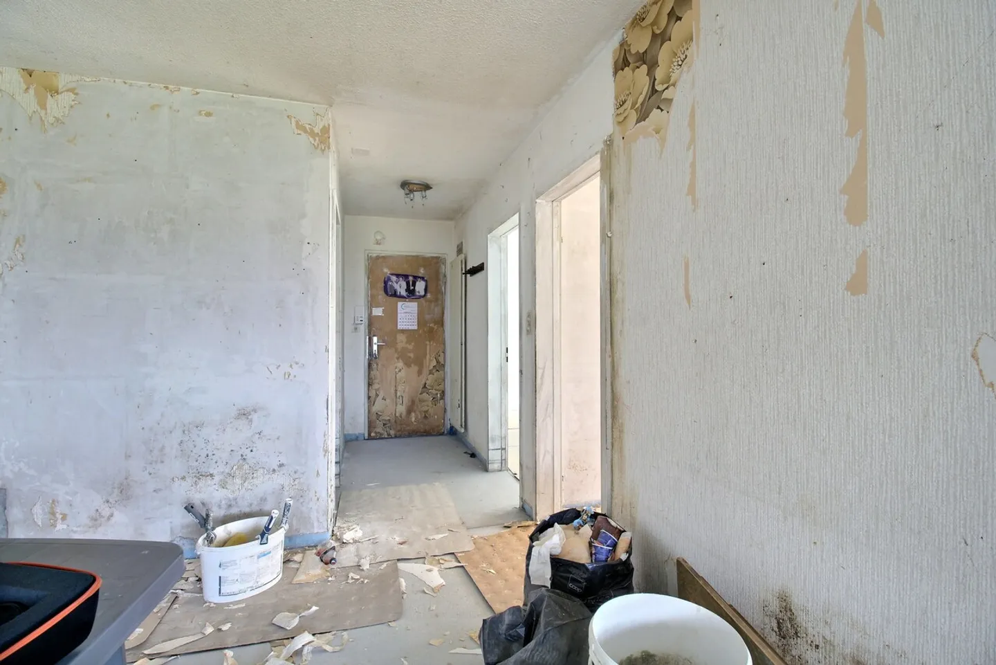 3.5-room apartment – To be completely renovated - Photo 4 of 10