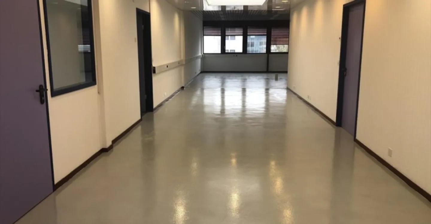 Office space for rent - Photo 9 of 10