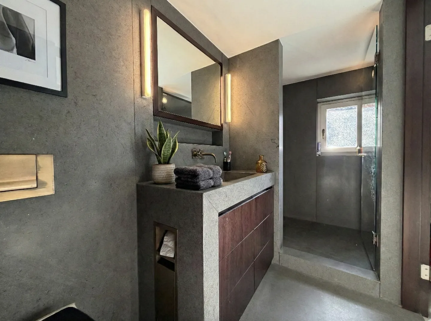 Luxury Oasis on Rennweg - Photo 8 of 12