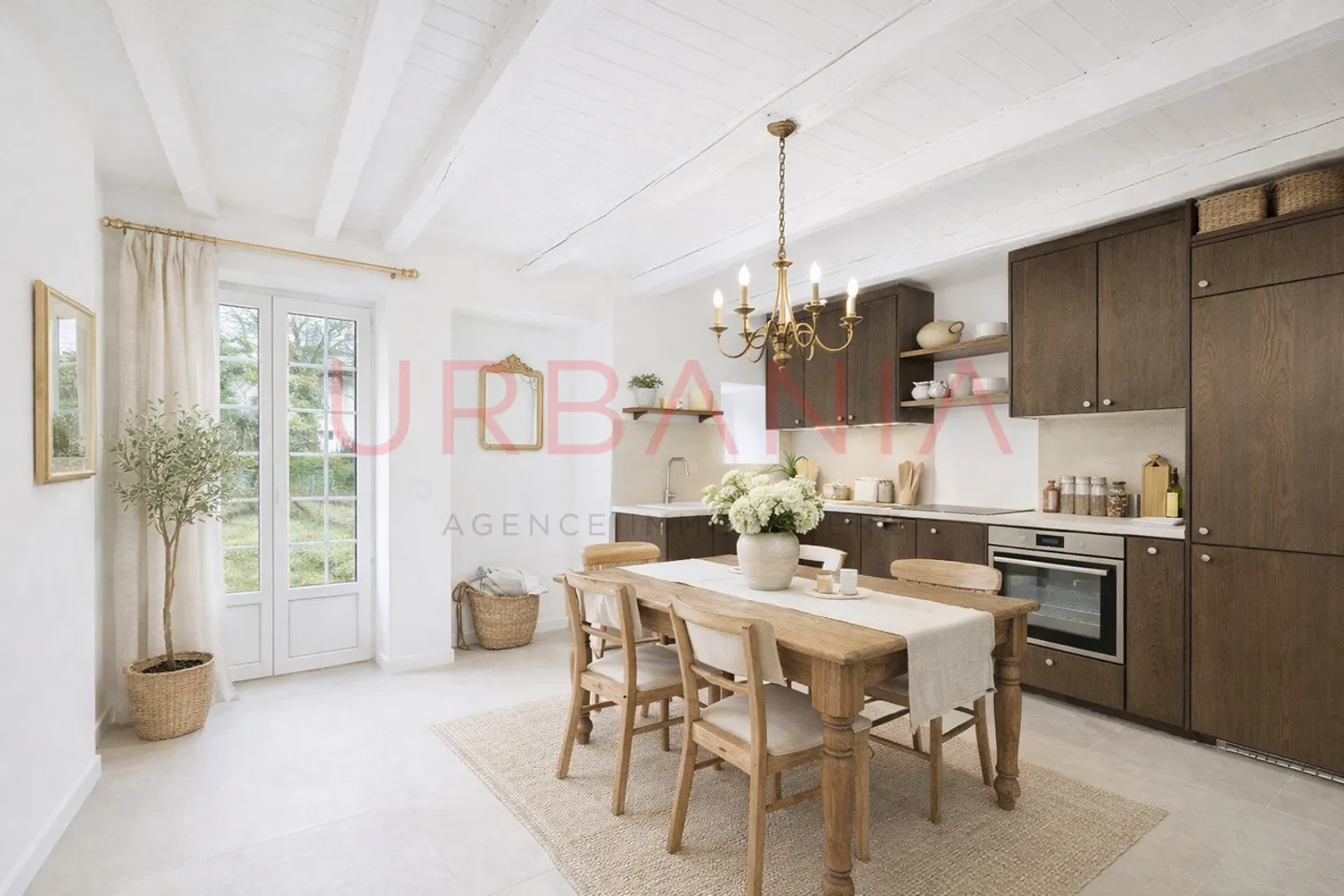 Appartement rénové avec jardin - Photo 1 sur 7