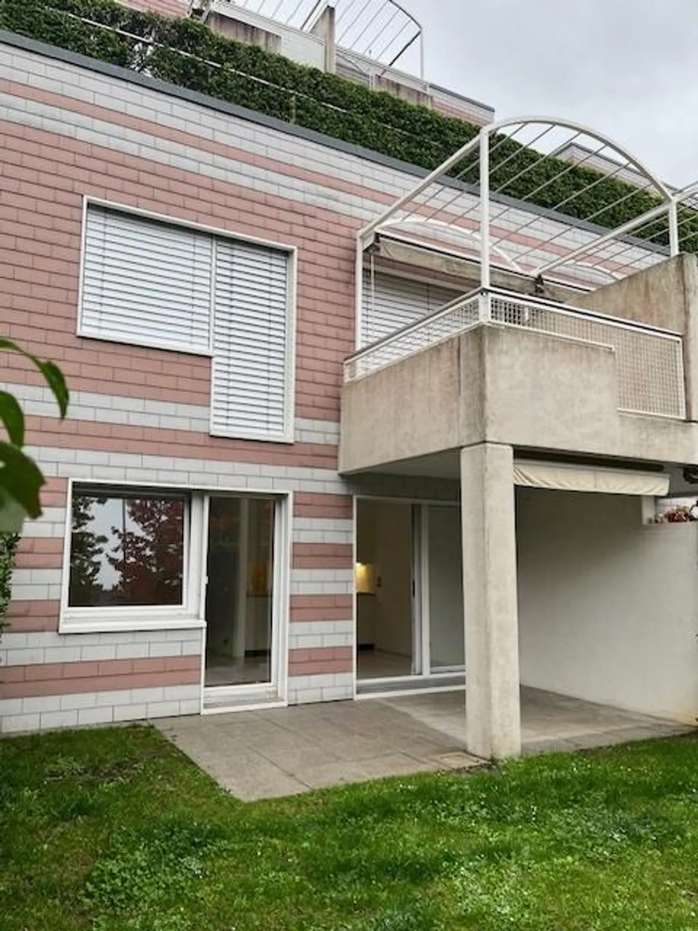 Villa for rent - Photo 1 of 11