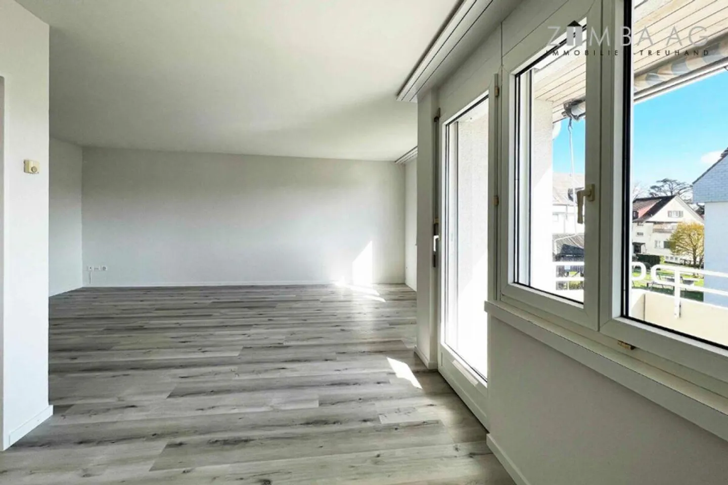 Families welcome, with plenty of space and close to school/kindergarten and sports - Photo 3 of 14