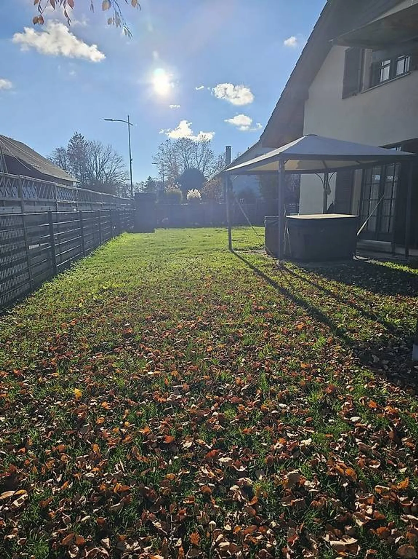 Apartment for rent - Photo 3 of 5