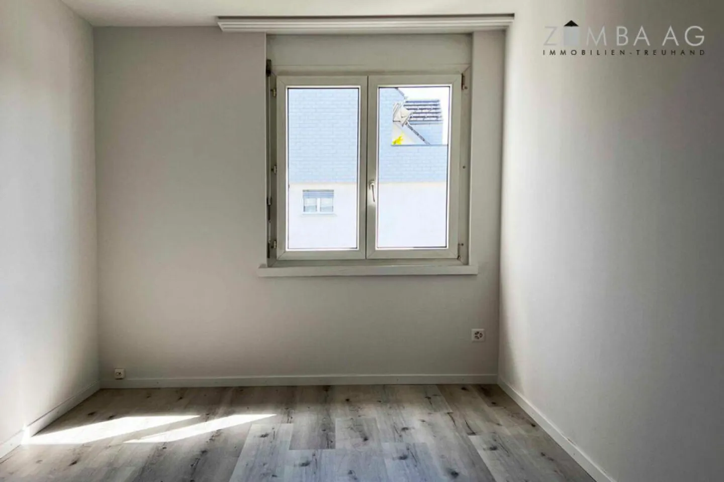 Families welcome, with plenty of space and close to school/kindergarten and sports - Photo 7 of 14