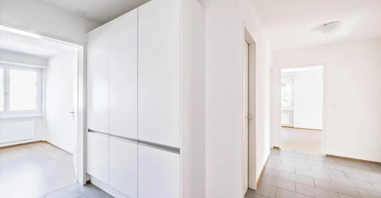 RENT WITHOUT DEPOSIT: Beautiful 3.5 Room Apartment at the Edge of the Forest - Photo 12 of 12