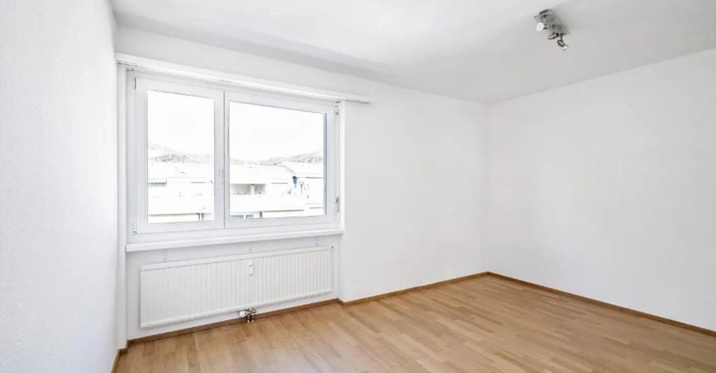 RENT WITHOUT DEPOSIT: Beautiful 3.5 Room Apartment at the Edge of the Forest - Photo 10 of 12