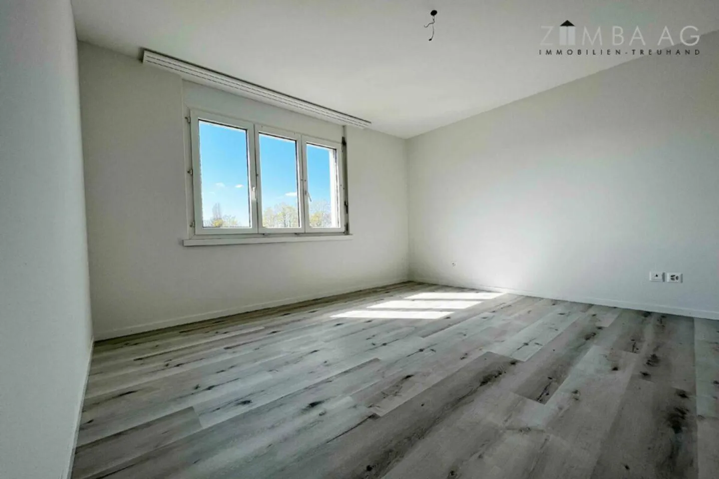 Families welcome, with plenty of space and close to school/kindergarten and sports - Photo 13 of 14