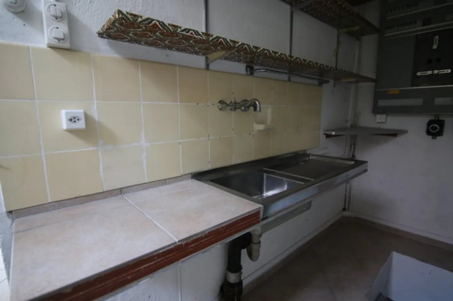 Edificio ad uso misto in affitto - Foto 9 di 9