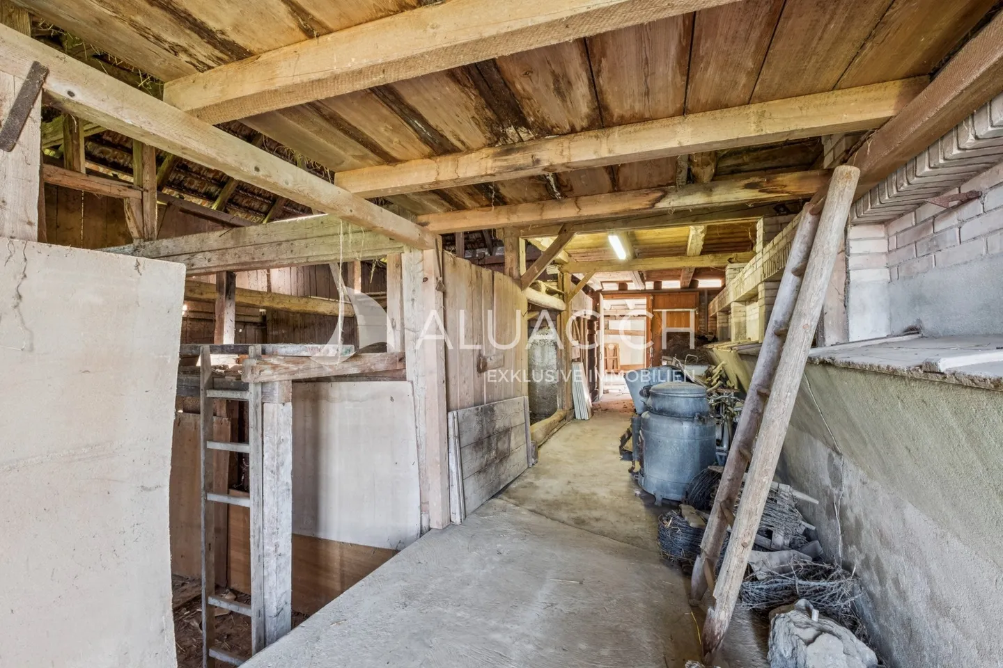 FARMHOUSE WITH LOTS OF SPACE FOR CREATIVITY - Photo 13 of 14