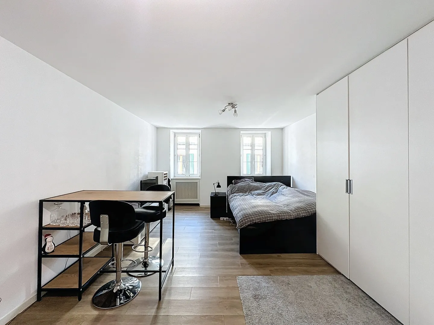 Pretty studio in the heart of the municipality of Aubonne - Photo 2 of 6
