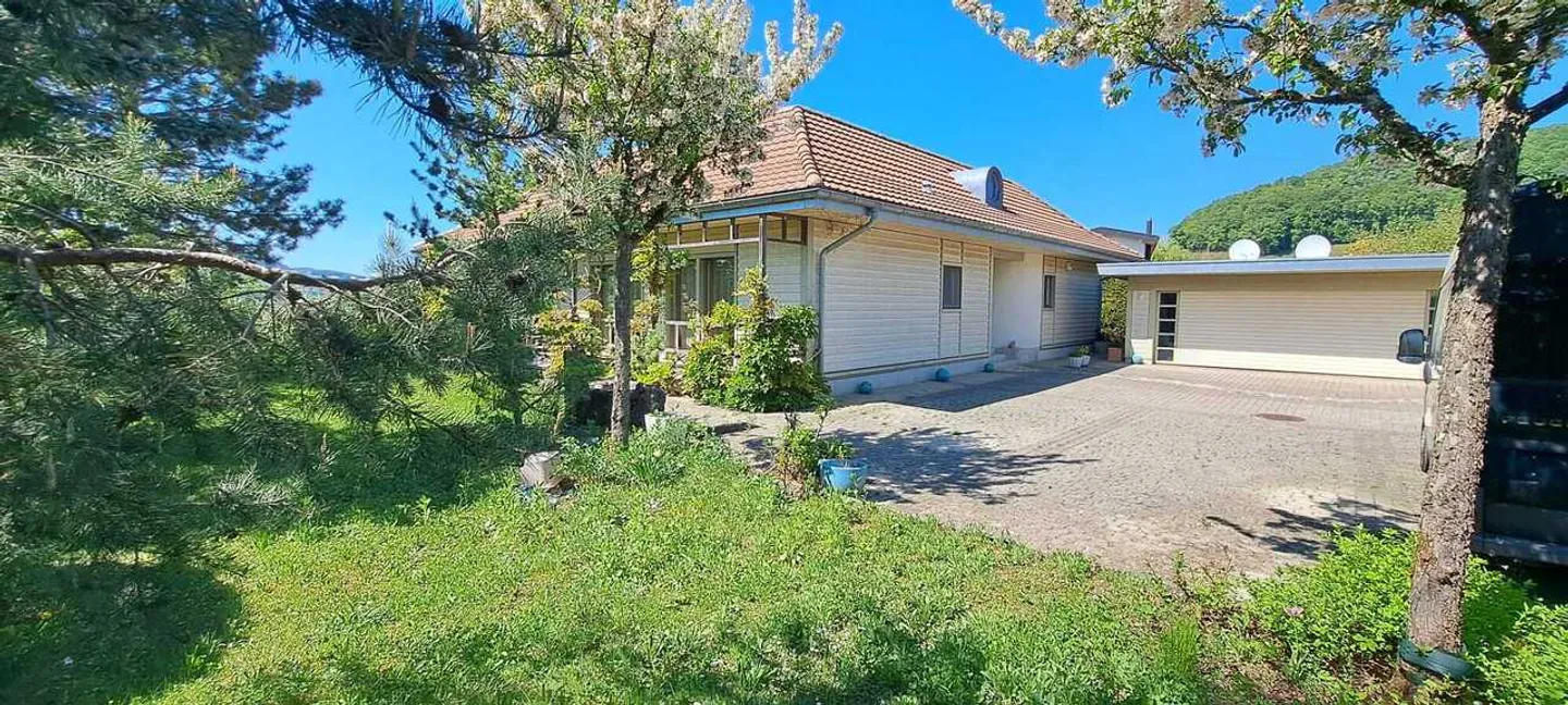 Villa 5,5 Zimmer - Foto 2 von 14