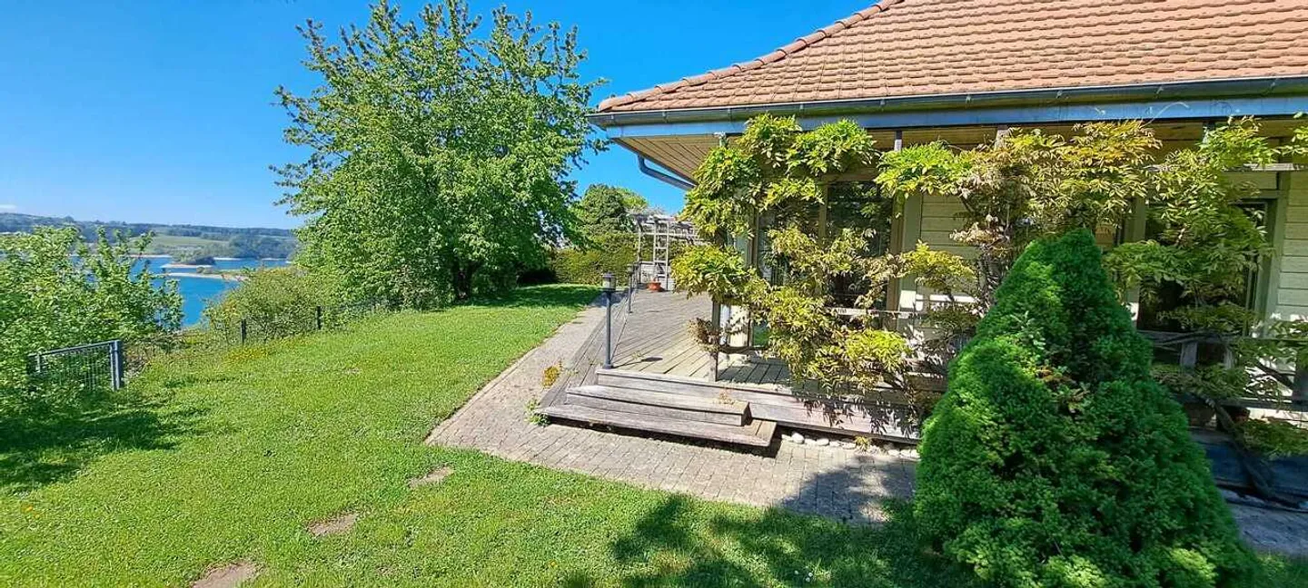 Villa 5,5 Zimmer - Foto 1 von 14