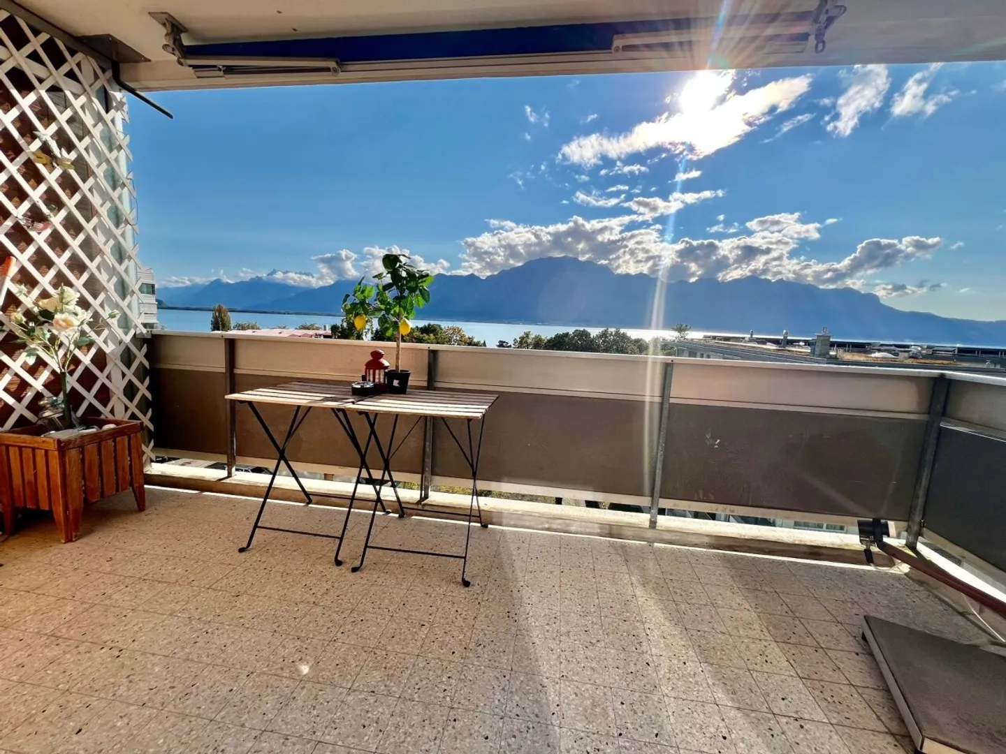 Bell mobili per un breve periodo 2,5 stanze / 1 camera da letto / balcone con vista lago - Foto 8 di 9