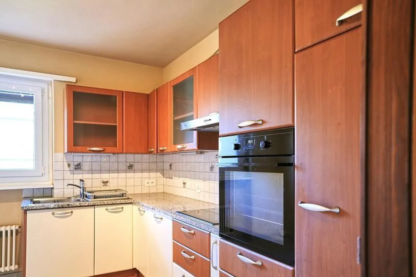 Appartement de 3 1/2 pièces au 2ème étage dans un emplacement calme et ensoleillé - Photo 5 sur 20