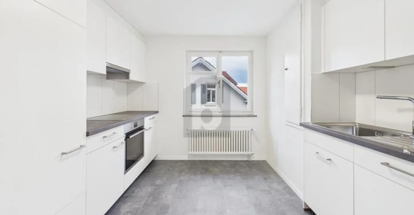Renovated Apartment in Quiet Area - Photo 2 of 6