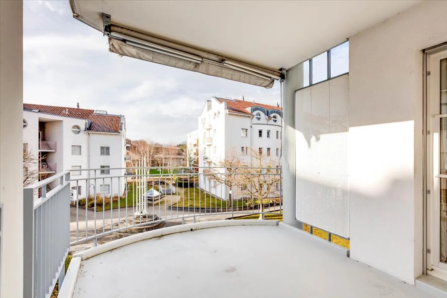 Appartamento luminoso al piano terra - Foto 2 di 8